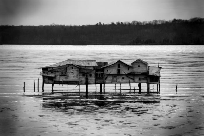 Mud Flat House by Robert Hite